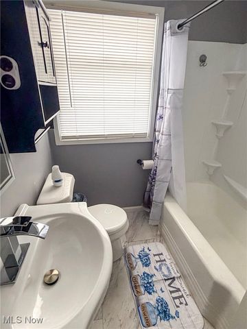 1915 Highlawn Avenue, Youngstown, OH 44509