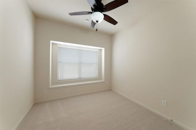 438 Oak Gate Drive, Conroe, TX 77304