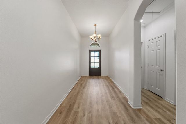 438 Oak Gate Drive, Conroe, TX 77304