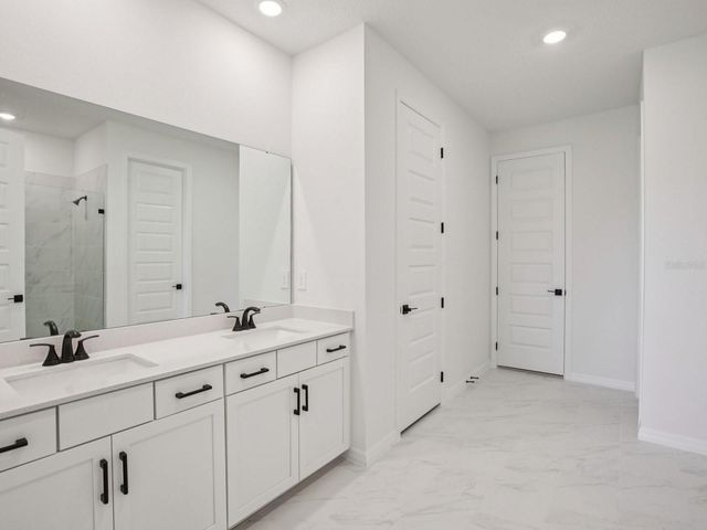 1862 COOLRIDGE PLACE, Zephyrhills, FL 33541