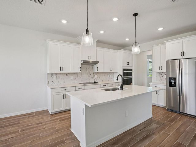 1862 COOLRIDGE PLACE, Zephyrhills, FL 33541