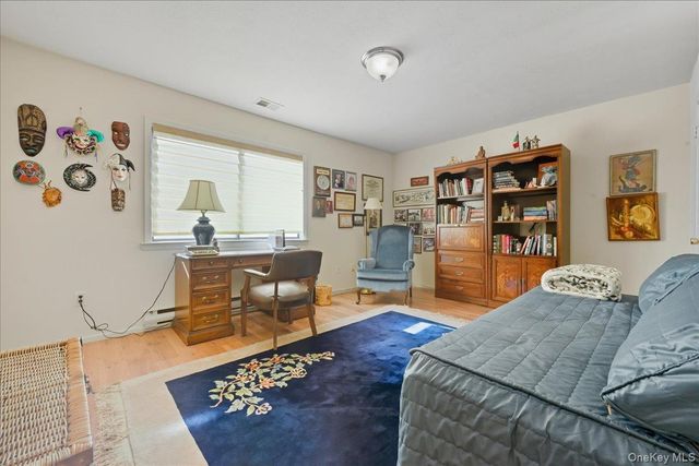 100 Daly Boulevard 2103, Oceanside, NY 11572