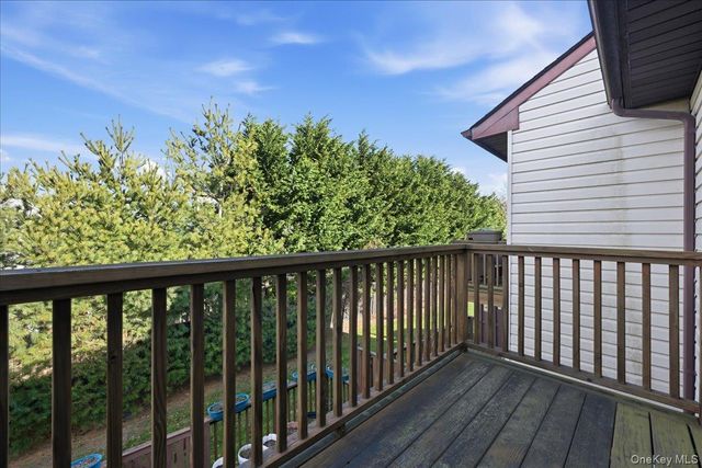 100 Daly Boulevard 2103, Oceanside, NY 11572