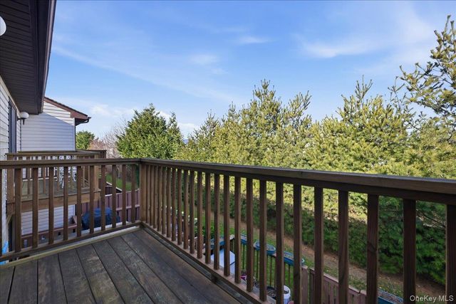 100 Daly Boulevard 2103, Oceanside, NY 11572