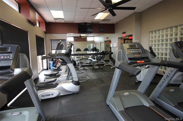 100 Daly Boulevard 2103, Oceanside, NY 11572