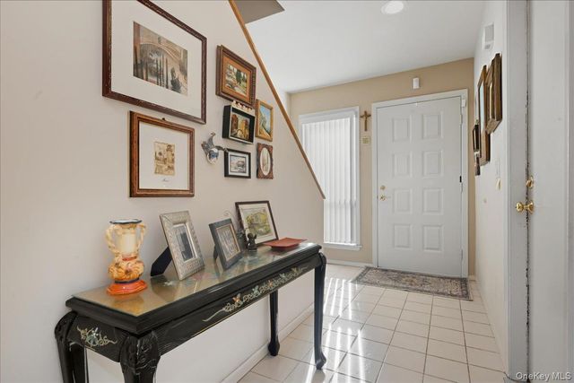 100 Daly Boulevard 2103, Oceanside, NY 11572