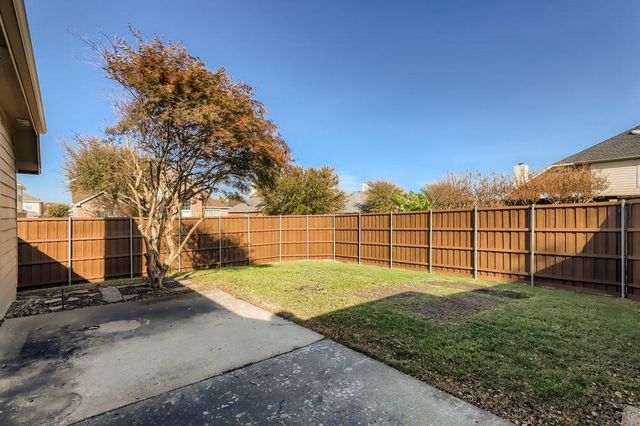 9028 Enchanted Ridge Drive, Plano, TX 75025