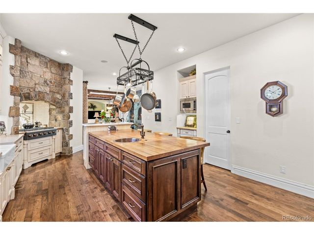 65 Ash St, Denver, CO 80220