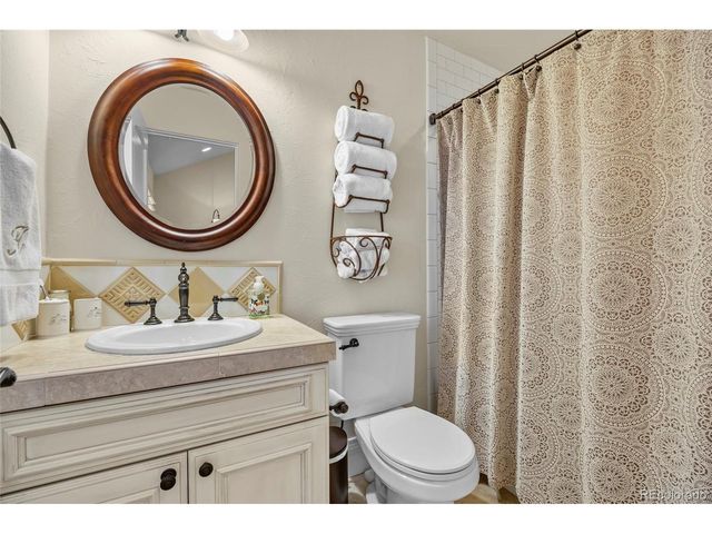 65 Ash St, Denver, CO 80220