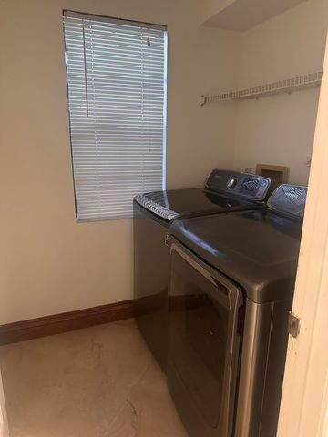 1752 Shoreside Circle, Wellington, FL 33414