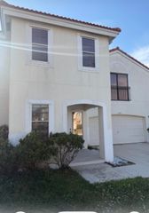 1752 Shoreside Circle, Wellington, FL 33414
