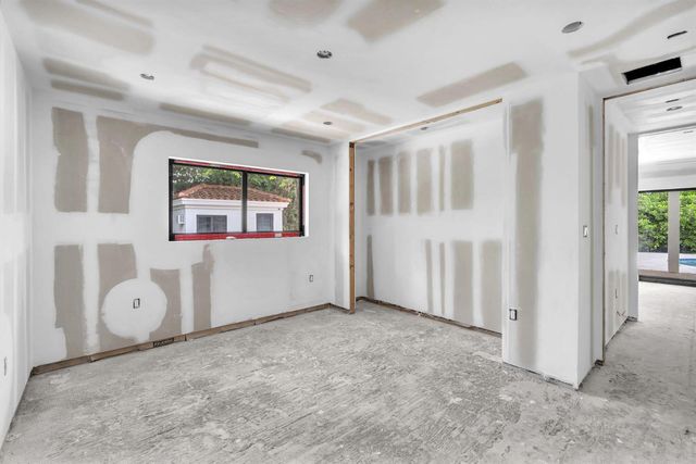 2800 Palmer Drive, Hollywood, FL 33021
