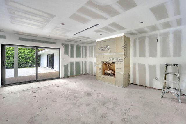 2800 Palmer Drive, Hollywood, FL 33021