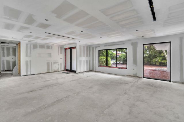 2800 Palmer Drive, Hollywood, FL 33021