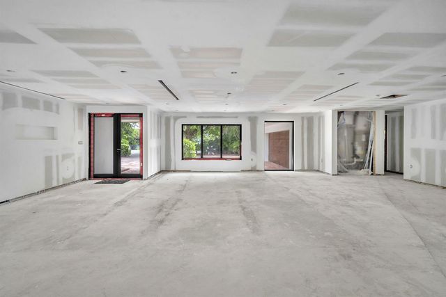 2800 Palmer Drive, Hollywood, FL 33021