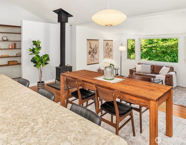 12032 Vashon Highway SW, Vashon, WA 98070