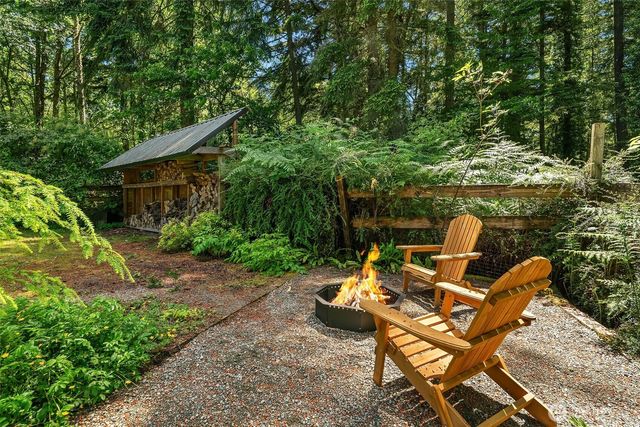 12032 Vashon Highway SW, Vashon, WA 98070