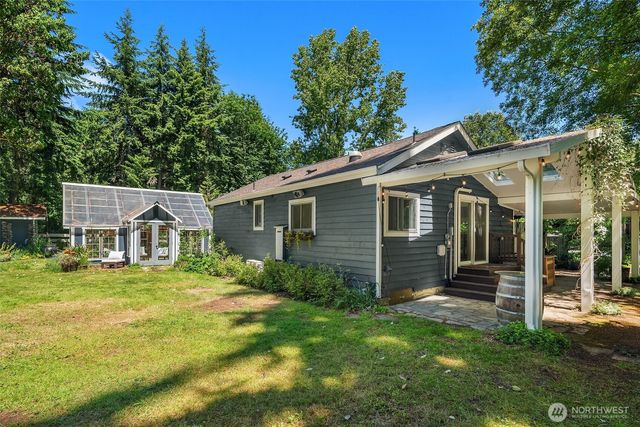 12032 Vashon Highway SW, Vashon, WA 98070