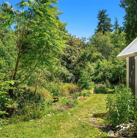 12032 Vashon Highway SW, Vashon, WA 98070