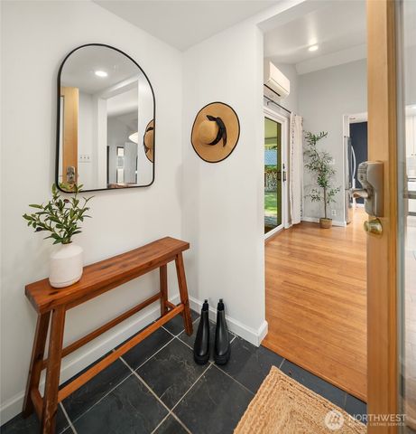 12032 Vashon Highway SW, Vashon, WA 98070