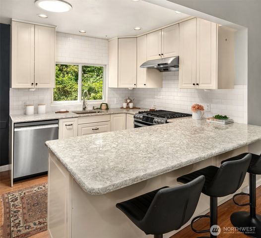 12032 Vashon Highway SW, Vashon, WA 98070