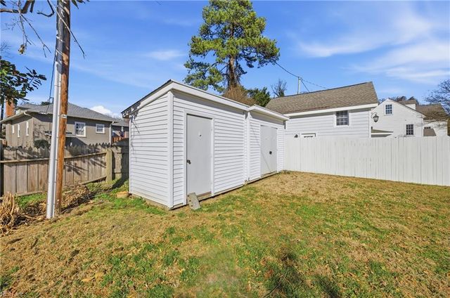 230 Nelson ST, Yorktown, VA 23690