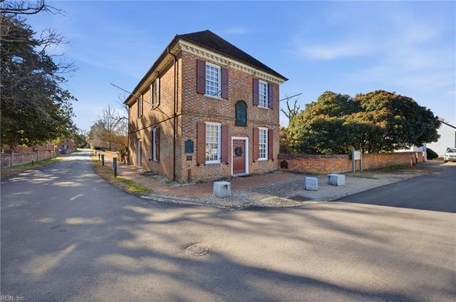 230 Nelson ST, Yorktown, VA 23690