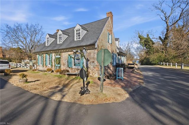 230 Nelson ST, Yorktown, VA 23690