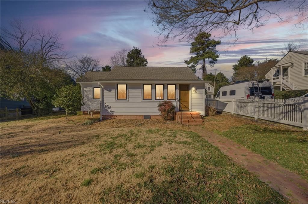 230 Nelson ST, Yorktown, VA 23690