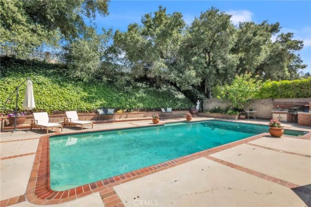 22664 Jameson, Calabasas, CA 91302