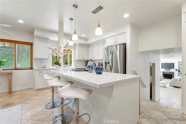 22664 Jameson, Calabasas, CA 91302