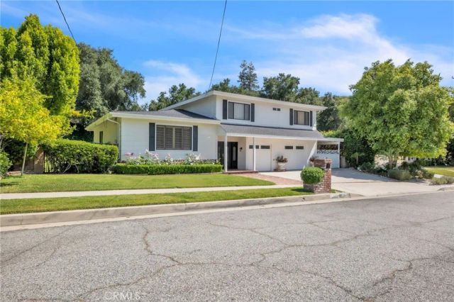 22664 Jameson, Calabasas, CA 91302