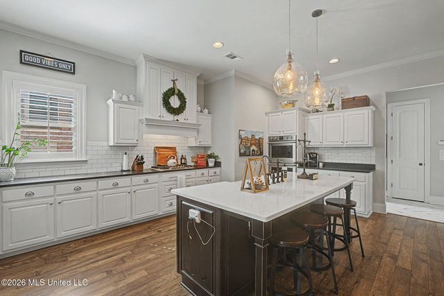 4149 Lundy Bend, Olive Branch, MS 38654