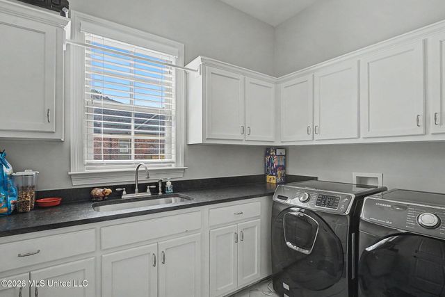 4149 Lundy Bend, Olive Branch, MS 38654