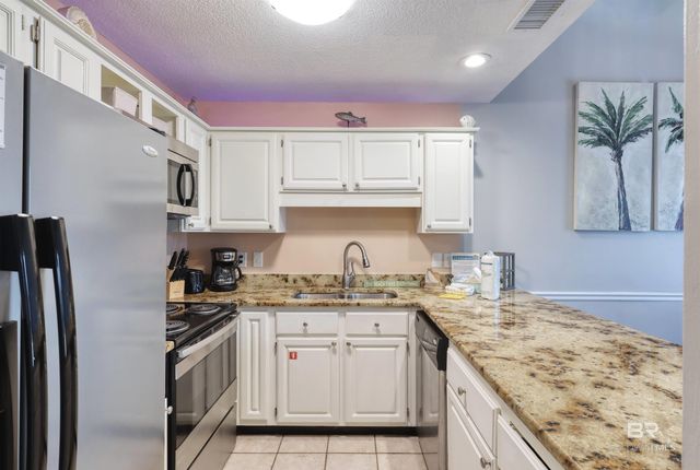 507 W Beach Boulevard 304, Gulf Shores, AL 36542