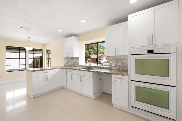 15602 Four Season Drive, Houston, TX 77084