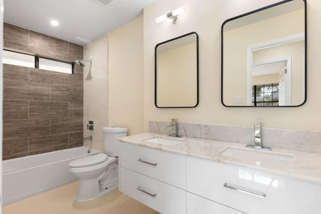 15602 Four Season Drive, Houston, TX 77084