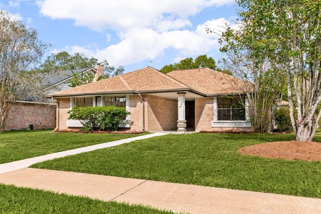 15602 Four Season Drive, Houston, TX 77084