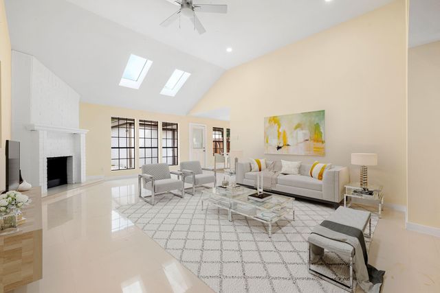 15602 Four Season Drive, Houston, TX 77084