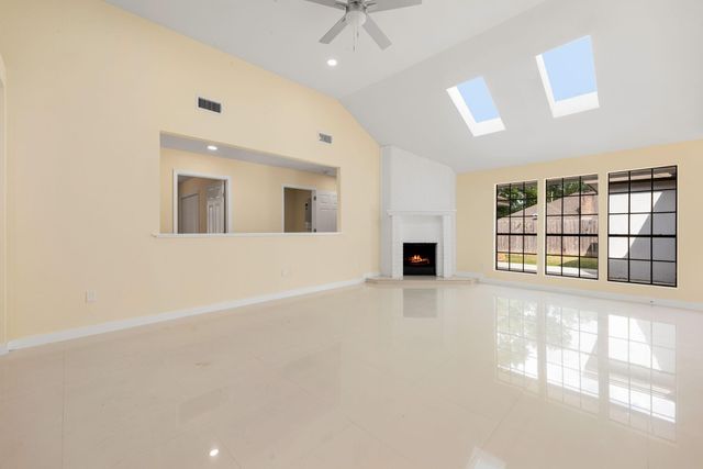 15602 Four Season Drive, Houston, TX 77084