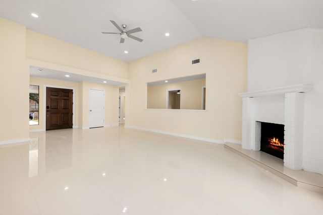 15602 Four Season Drive, Houston, TX 77084