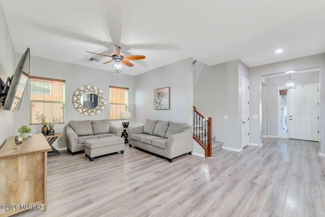 13421 N Flaxleaf Place, Tucson, AZ 85755