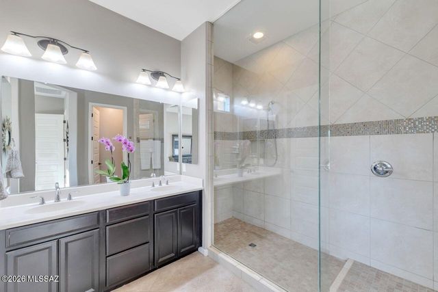 13421 N Flaxleaf Place, Tucson, AZ 85755