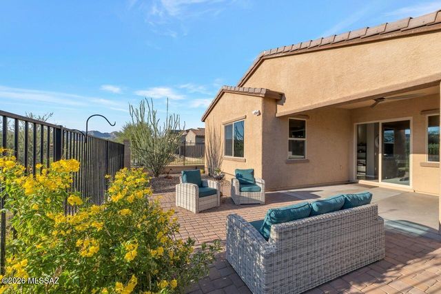 13421 N Flaxleaf Place, Tucson, AZ 85755