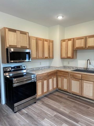 302 Cedar Avenue NW, Cass Lake, MN 56633