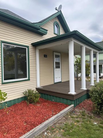 302 Cedar Avenue NW, Cass Lake, MN 56633