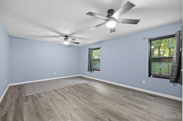 28 Shallowbrook Drive, O'fallon, IL 62269