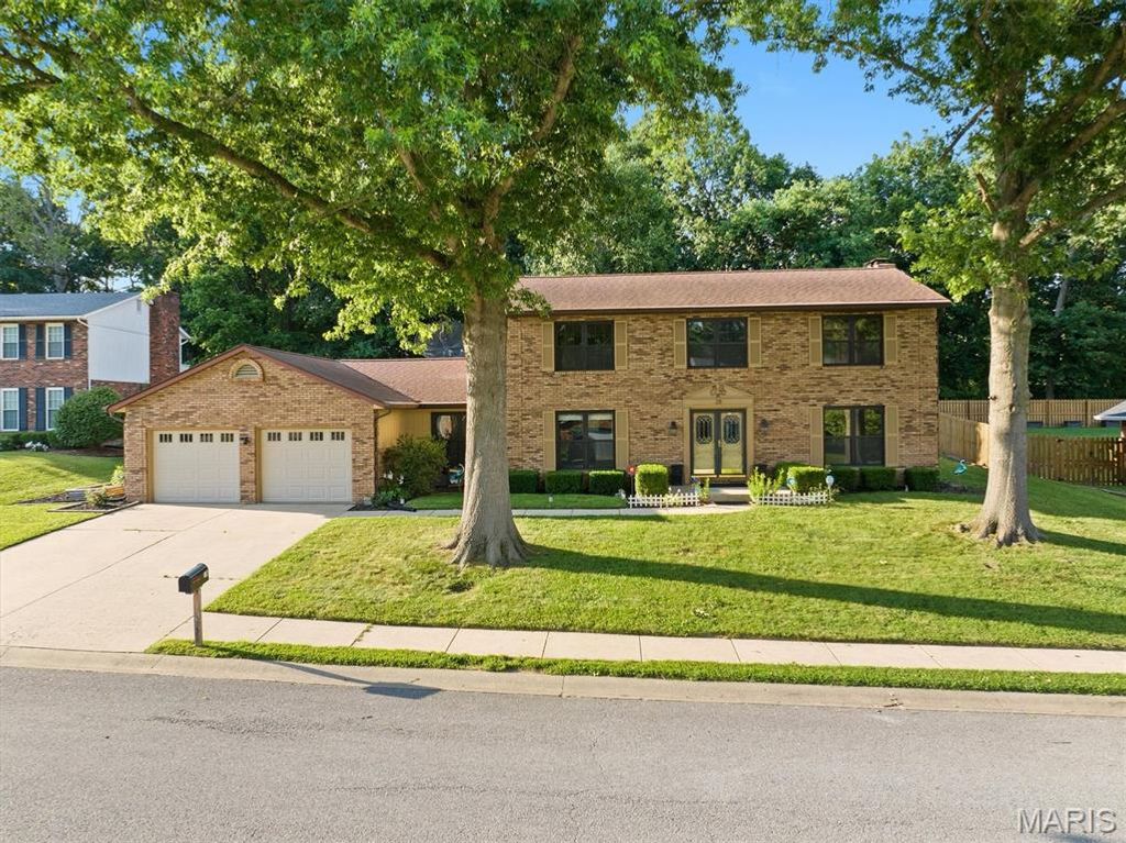 28 Shallowbrook Drive, O'fallon, IL 62269
