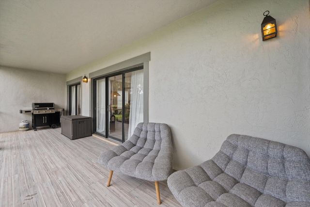 11355 POND VIEW Drive D104, Wellington, FL 33414