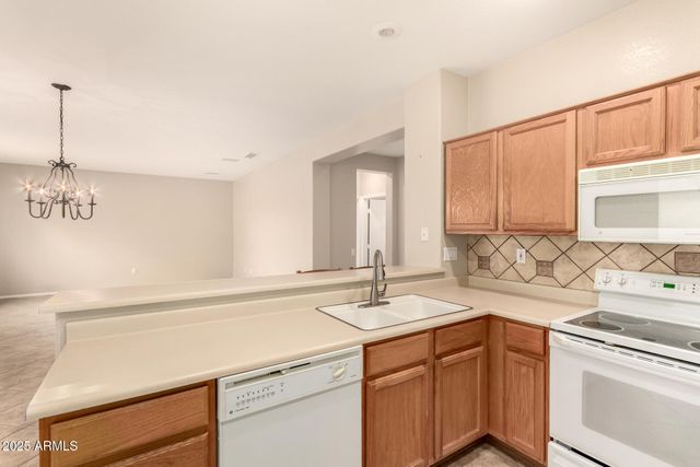 15907 W SUNSTONE Lane, Surprise, AZ 85374